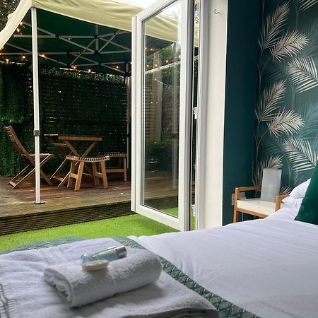 Stylish & Cosy Margate Escape With Hot Tub And Log Burner Dogs Welcome Ngoại thất bức ảnh