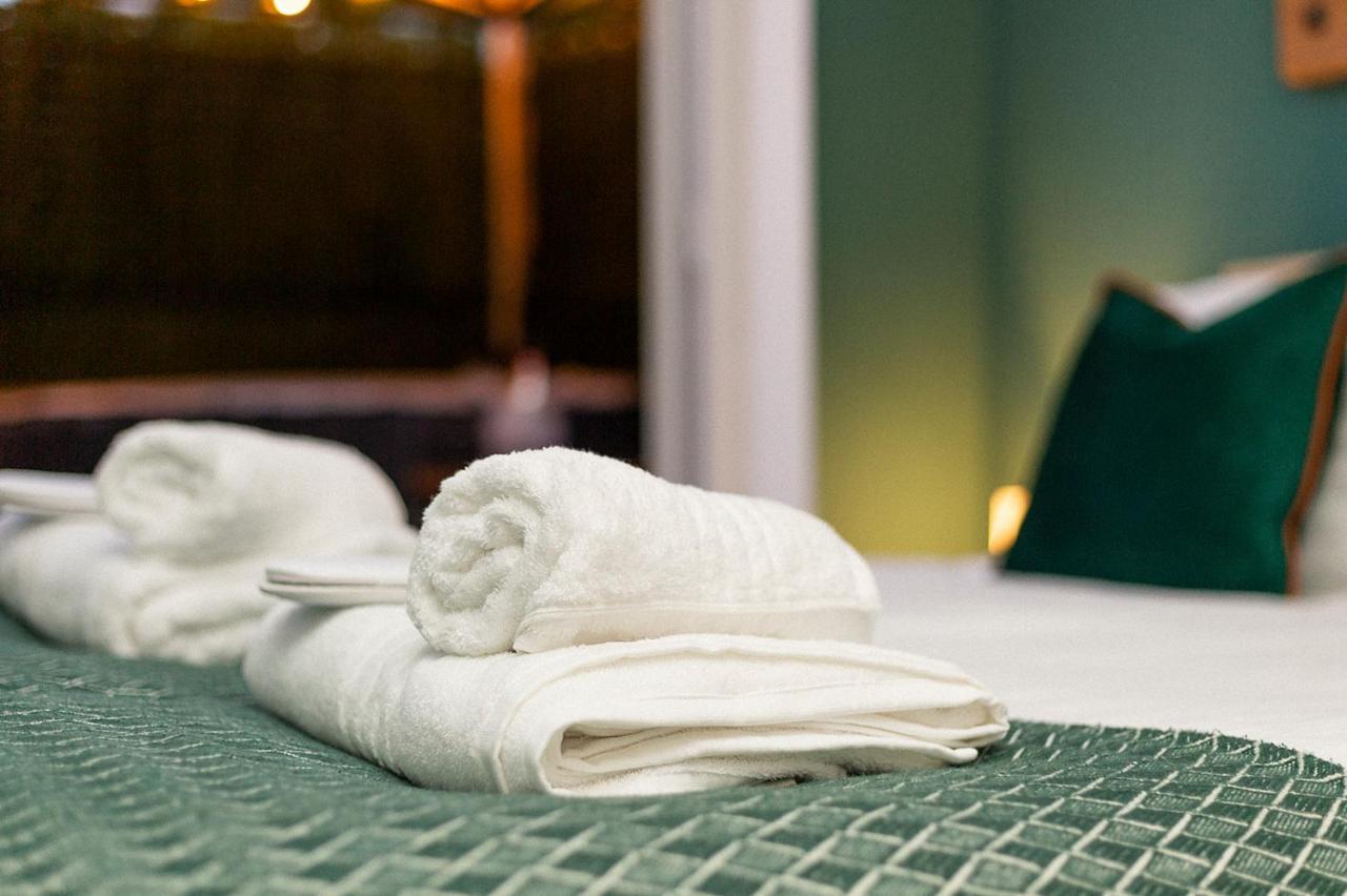 Stylish & Cosy Margate Escape With Hot Tub And Log Burner Dogs Welcome Ngoại thất bức ảnh