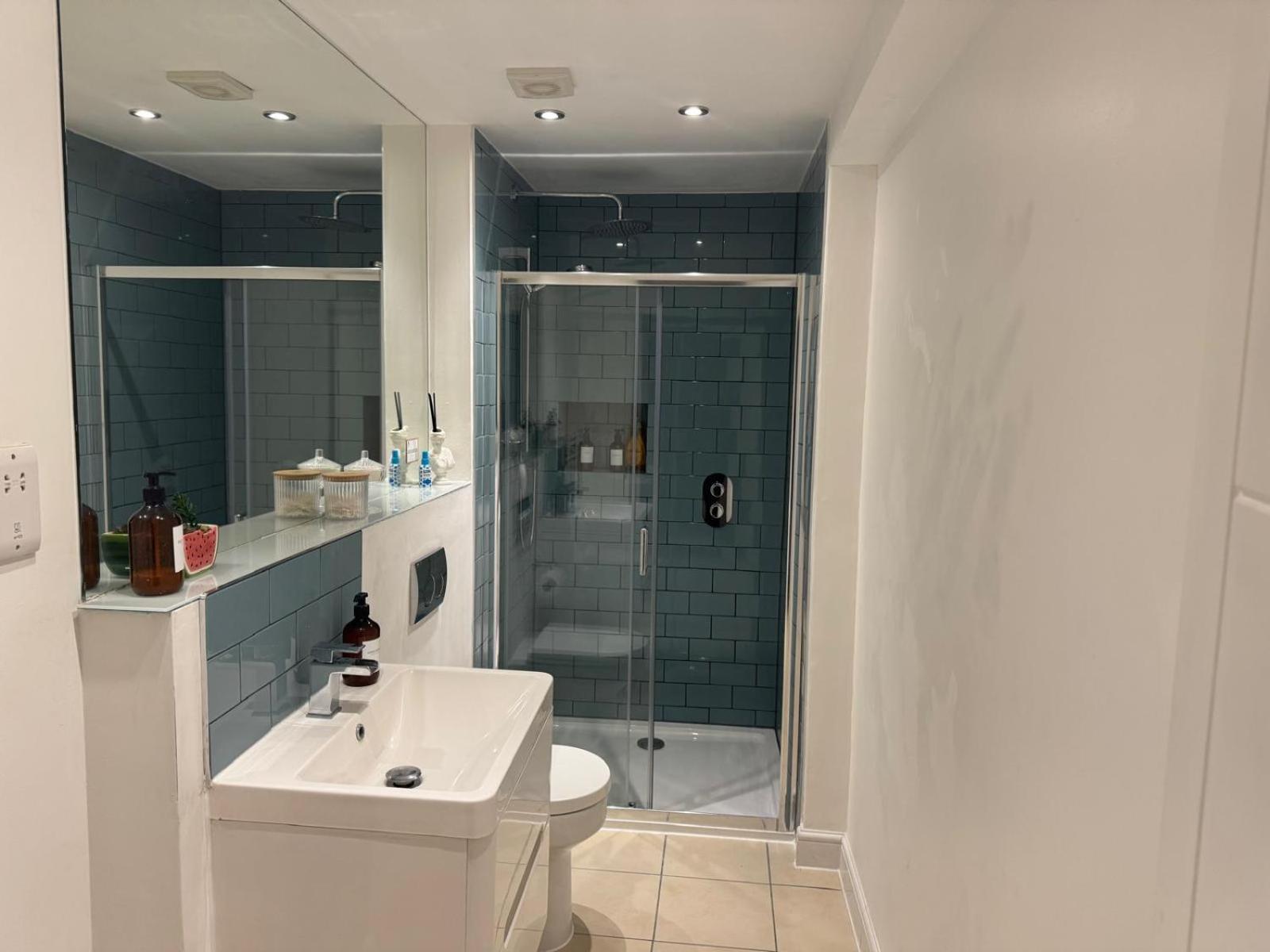 Stylish & Cosy Margate Escape With Hot Tub And Log Burner Dogs Welcome Ngoại thất bức ảnh